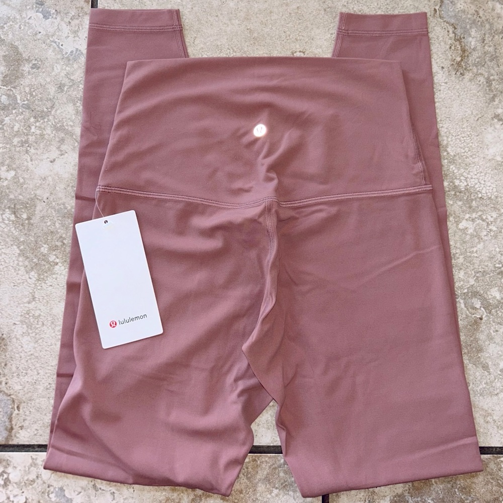 NWT Lululemon SHR align leggings - 8